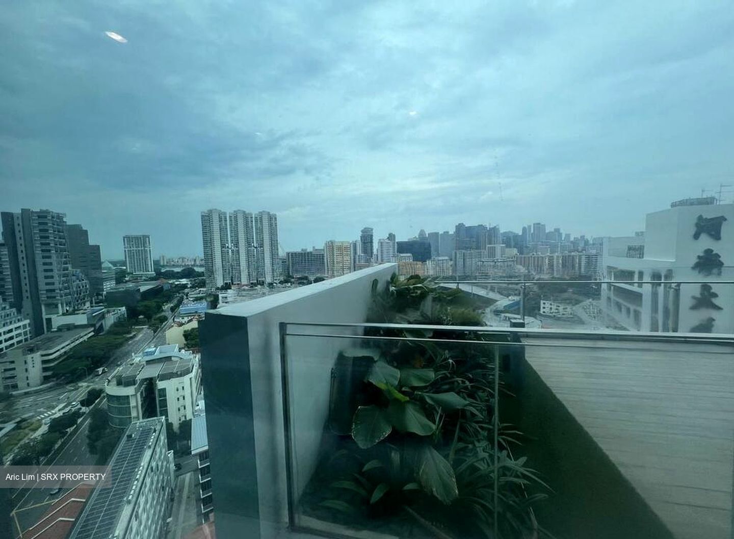Arc 380 (D8), Office #451304651